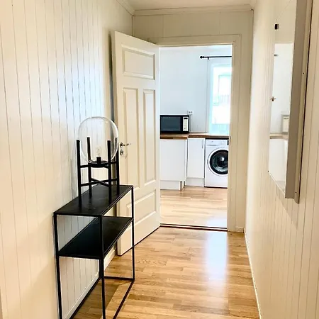 Fin Leilighet, Midt I Hjertet Av Kristiansund. Διαμέρισμα *